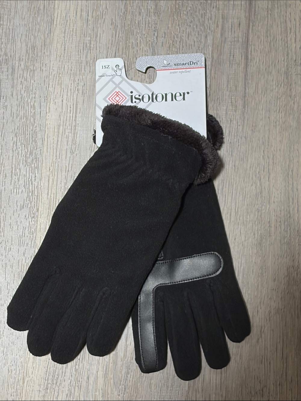 Isotoner Women's Black Fleece-Lined Gloves - Picture 7 of 9